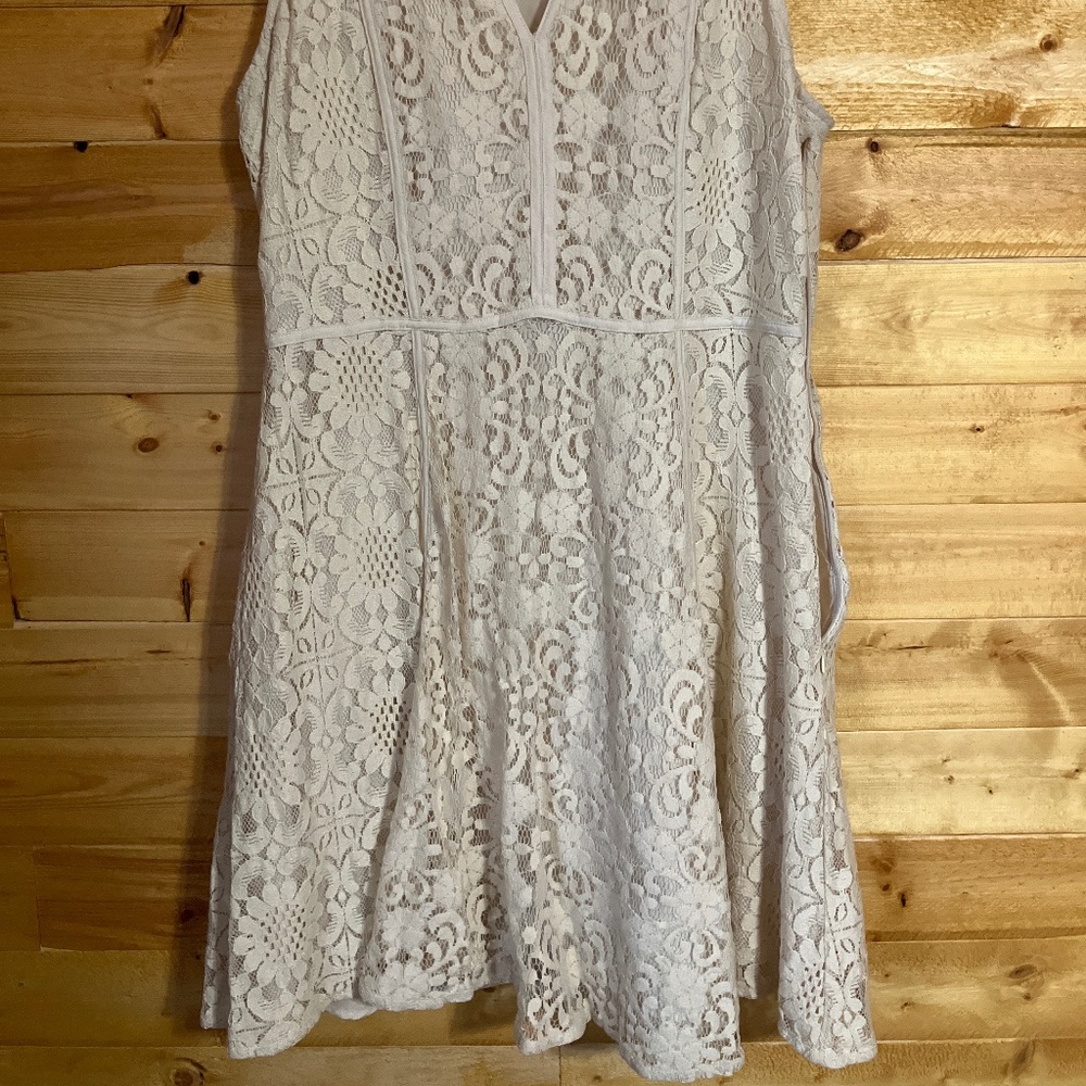 Lauren Conrad cream v neck sleeveless dress